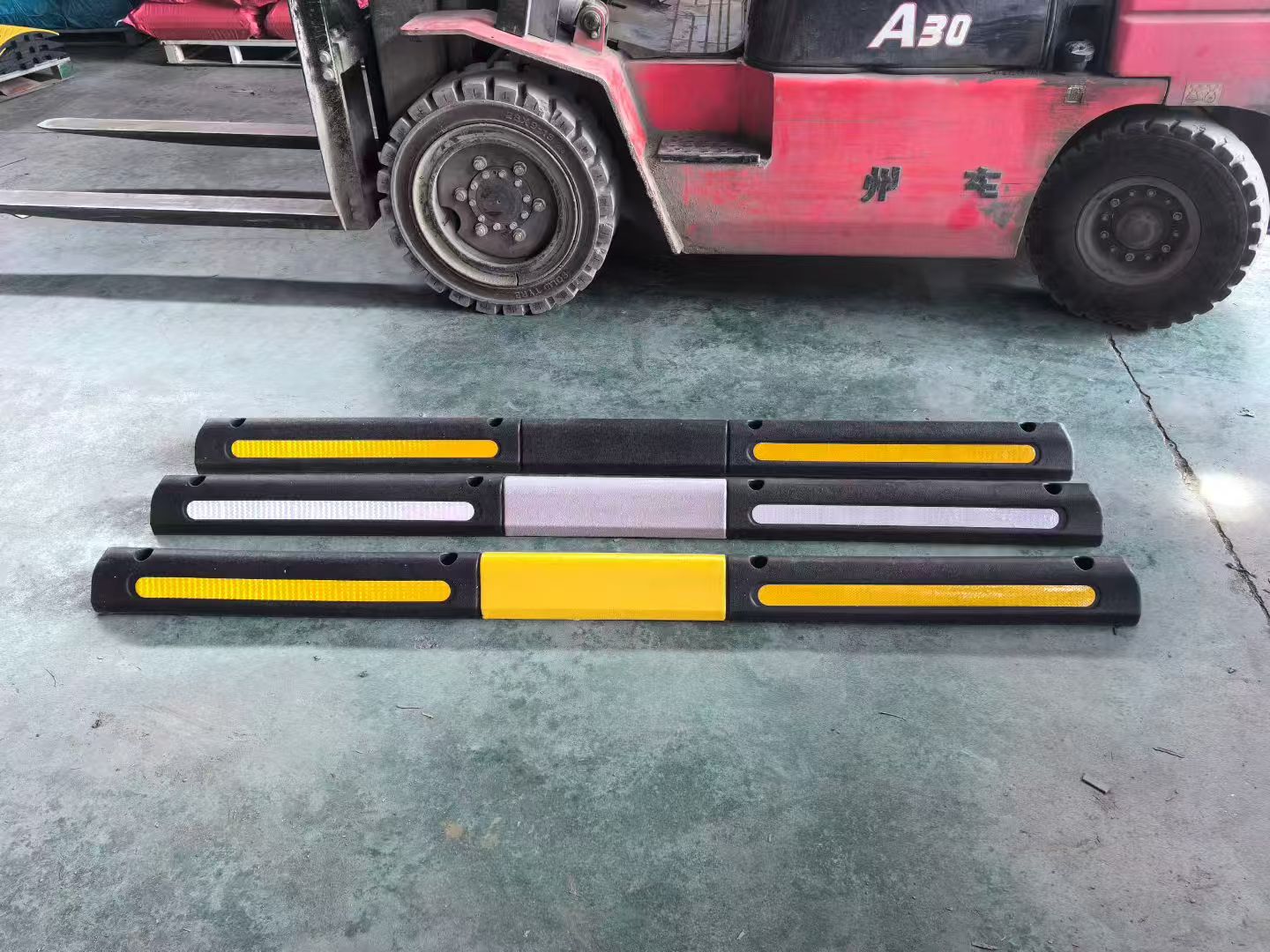 2米新款挡车器